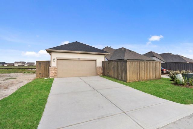 12115 Wild Bend Drive, Mont Belvieu, TX 77523