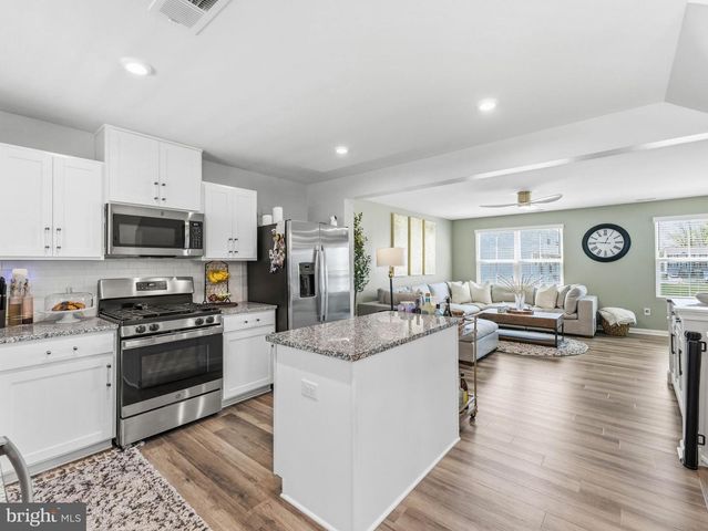 209 COMFORT RD, Williamstown, NJ 08094