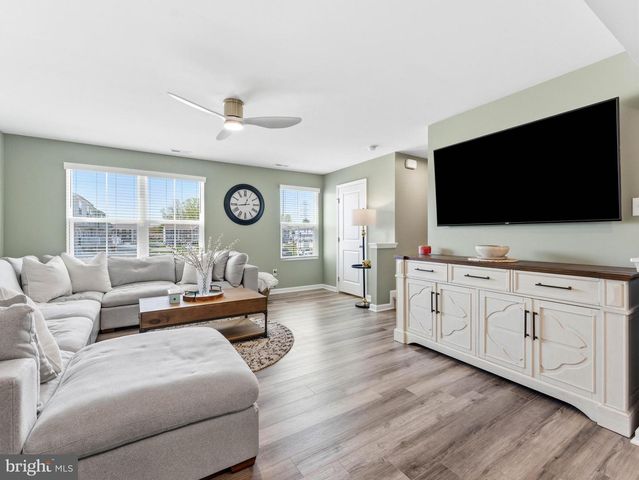 209 COMFORT RD, Williamstown, NJ 08094
