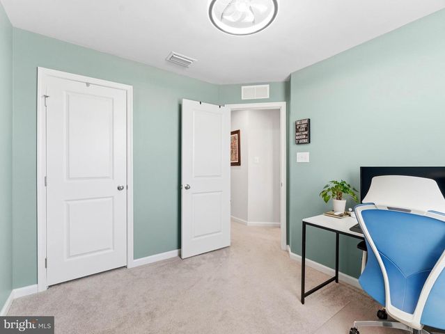 209 COMFORT RD, Williamstown, NJ 08094