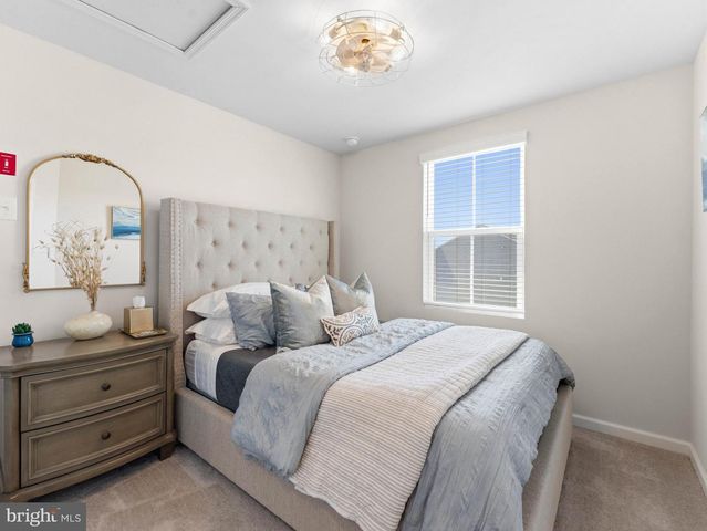 209 COMFORT RD, Williamstown, NJ 08094
