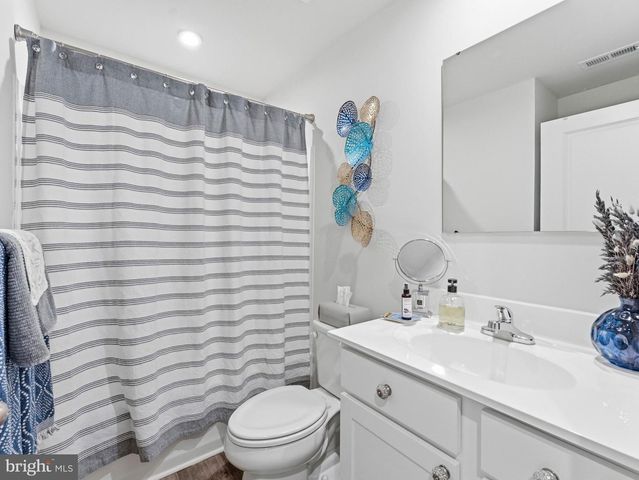 209 COMFORT RD, Williamstown, NJ 08094