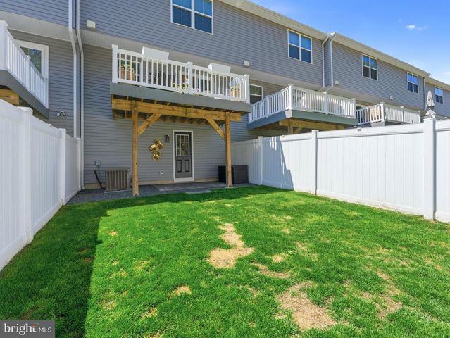 209 COMFORT RD, Williamstown, NJ 08094