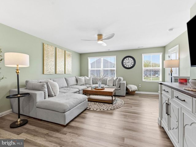 209 COMFORT RD, Williamstown, NJ 08094