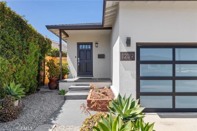 1239 9th, Hermosa Beach, CA 90254
