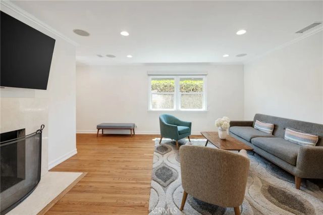 1239 9th, Hermosa Beach, CA 90254