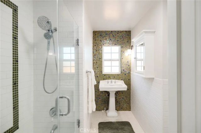1239 9th, Hermosa Beach, CA 90254