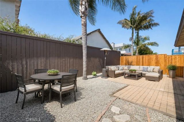 1239 9th, Hermosa Beach, CA 90254