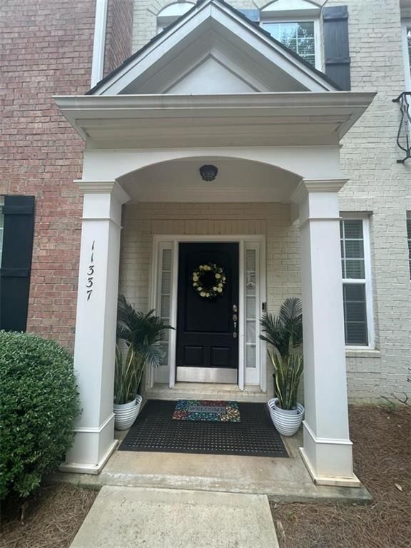 Image 1 of property listing at 11337 Musette Circle, Alpharetta, GA 30009