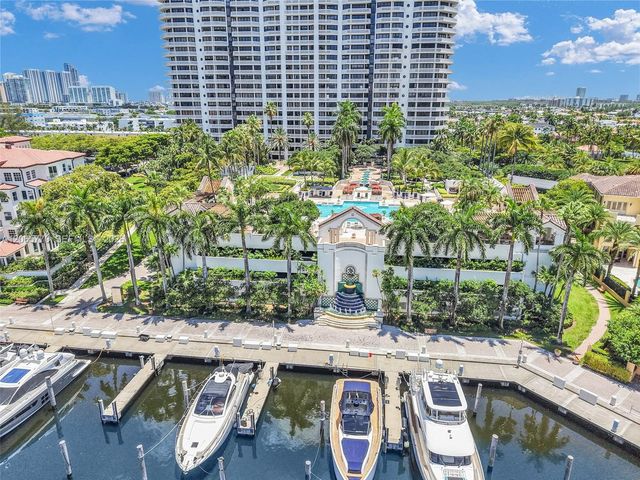 2000 Island Boulevard 2006, Aventura, FL 33160