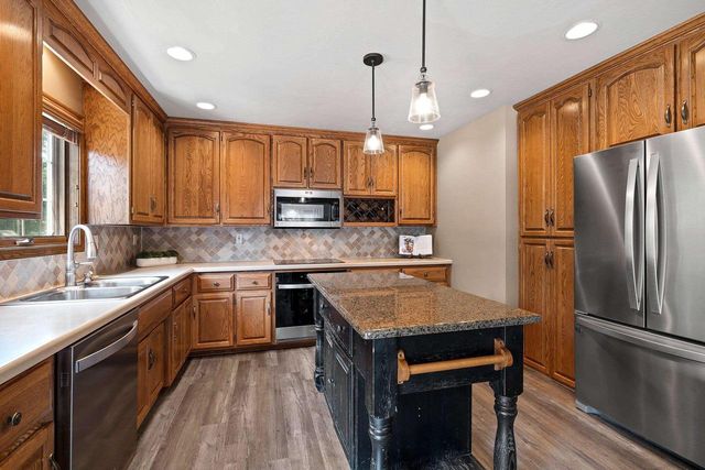 856 ATLANTIS COURT, Green Bay, WI 54313