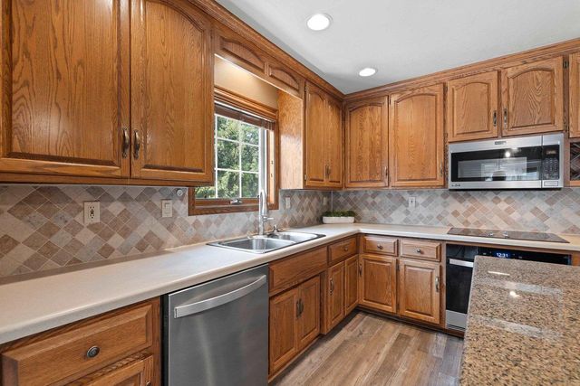 856 ATLANTIS COURT, Green Bay, WI 54313