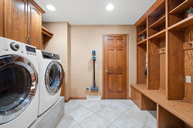 856 ATLANTIS COURT, Green Bay, WI 54313