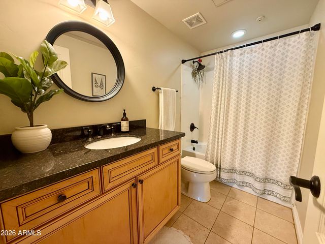 20660 N 40TH Street 2060, Phoenix, AZ 85050