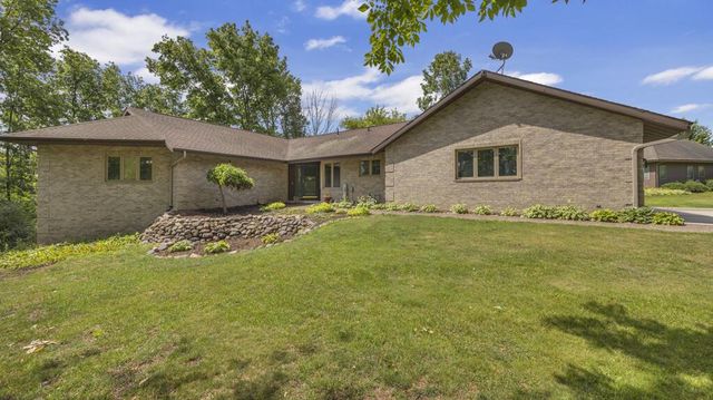 4564 Broadway STREET, Manitowoc, WI 54220