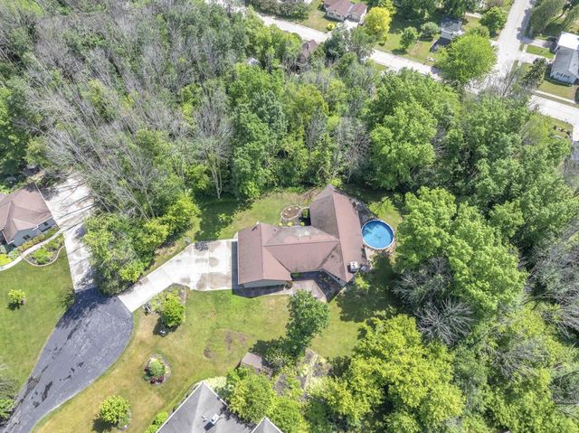 4564 Broadway STREET, Manitowoc, WI 54220