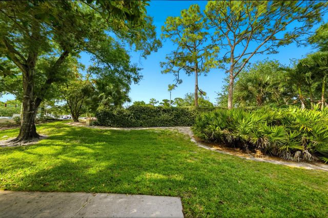 2702 SW Matheson Avenue 113-f1, Palm City, FL 34990