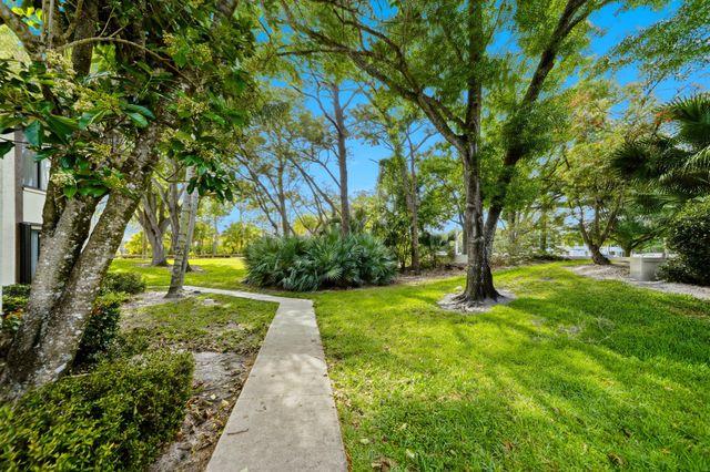 2702 SW Matheson Avenue 113-f1, Palm City, FL 34990