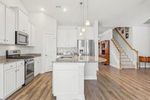 1852 Parish Way, Myrtle Beach, SC 29577