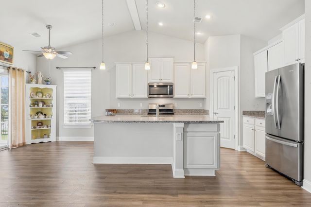 1852 Parish Way, Myrtle Beach, SC 29577