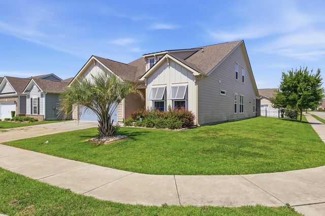 1852 Parish Way, Myrtle Beach, SC 29577