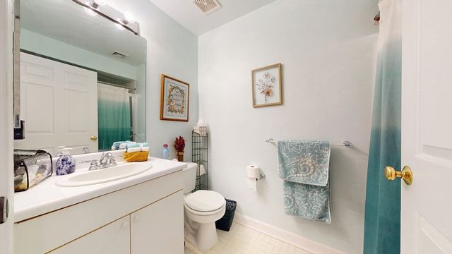 713 Gazebo Circle 713, Reading, MA 01867
