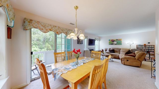 713 Gazebo Circle 713, Reading, MA 01867