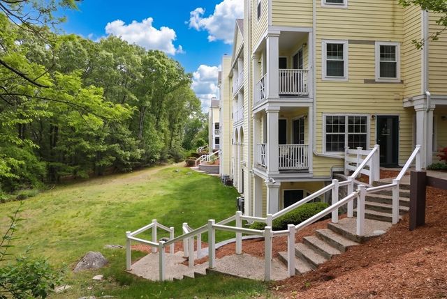 713 Gazebo Circle 713, Reading, MA 01867