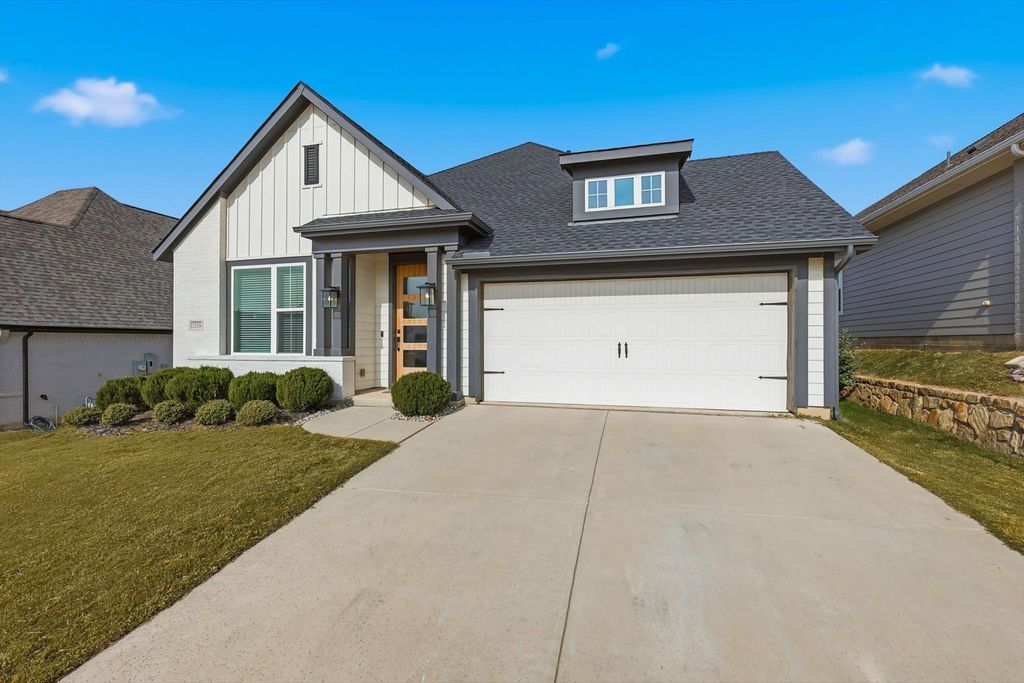 2216 Robin Way, Northlake, TX 76247