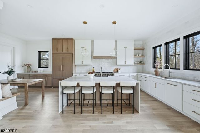 15 Sparta Rd, Millburn Twp., NJ 07078