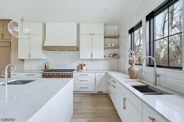 15 Sparta Rd, Millburn Twp., NJ 07078