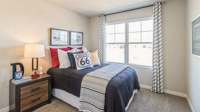 5615 152nd Street, Urbandale, IA 50111