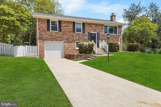 1607 ASHFORD PL, Woodbridge, VA 22191