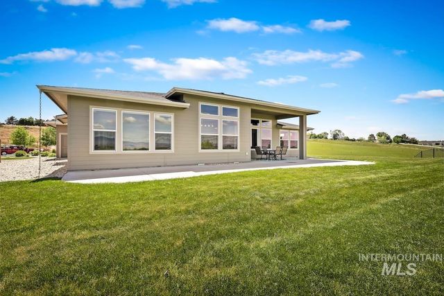 2000 E Lodge Trail Dr, Meridian, ID 83642