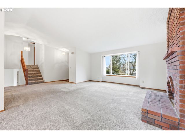 419 Sw DAY Ct, Gresham, OR 97080