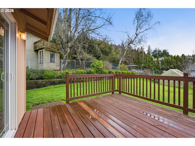 419 Sw DAY Ct, Gresham, OR 97080