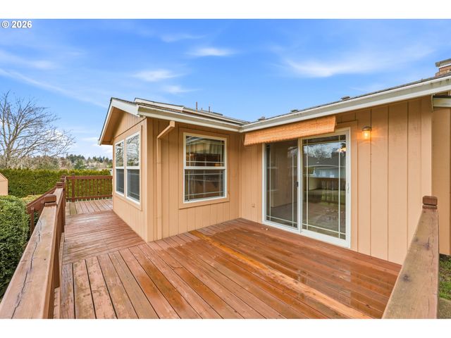 419 Sw DAY Ct, Gresham, OR 97080