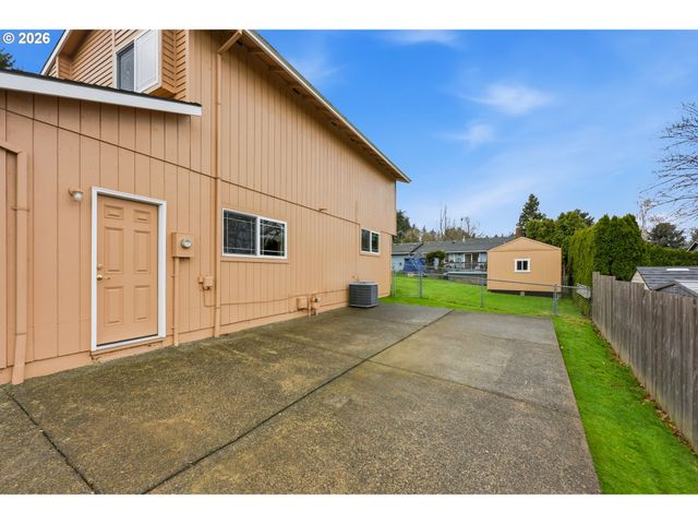 419 Sw DAY Ct, Gresham, OR 97080