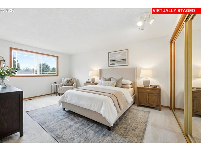 419 Sw DAY Ct, Gresham, OR 97080