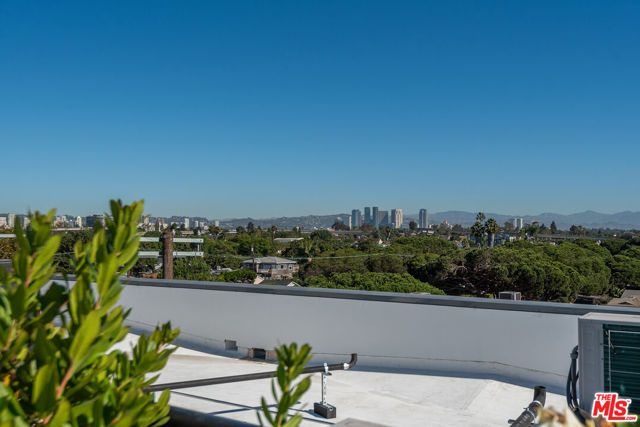 11600 National Boulevard 204, Los Angeles, CA 90064