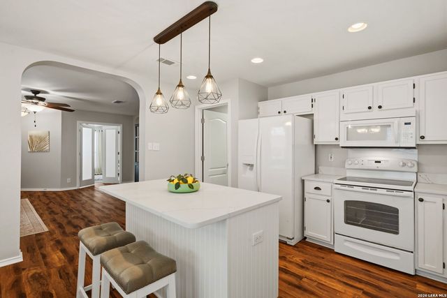 5402 Stormy Autumn, San Antonio, TX 78247