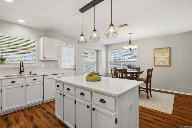 5402 Stormy Autumn, San Antonio, TX 78247