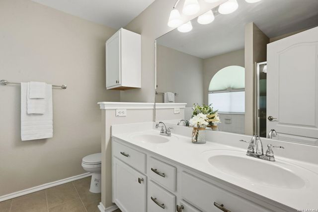 5402 Stormy Autumn, San Antonio, TX 78247