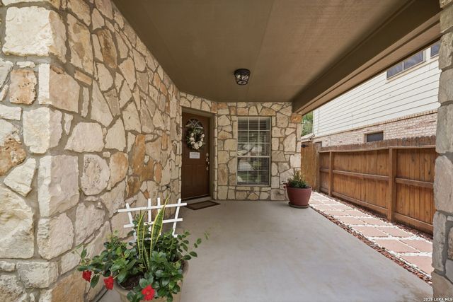 5402 Stormy Autumn, San Antonio, TX 78247