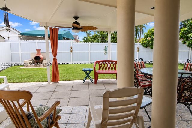 2421 SW 142nd Pl, Miami, FL 33175