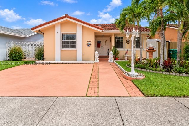 2421 SW 142nd Pl, Miami, FL 33175