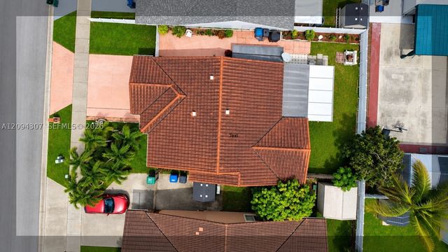 2421 SW 142nd Pl, Miami, FL 33175