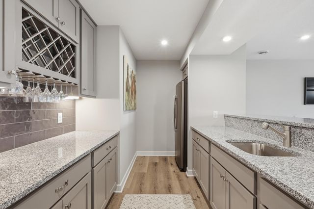 130 Maple Terrace, Waconia, MN 55387