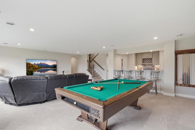 130 Maple Terrace, Waconia, MN 55387