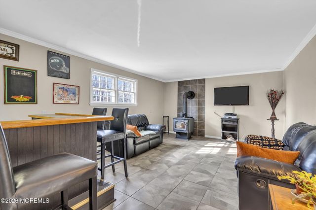 301 Clearstream Road, Jackson, NJ 08527